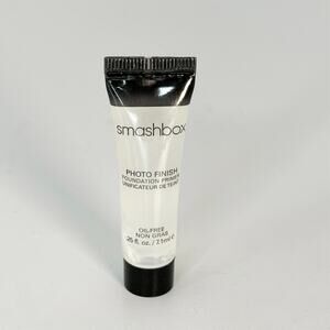 Smashbox Photo Finish Primer Oil-Free Smooth Blur Travel .25 fl oz 7.1 ml New